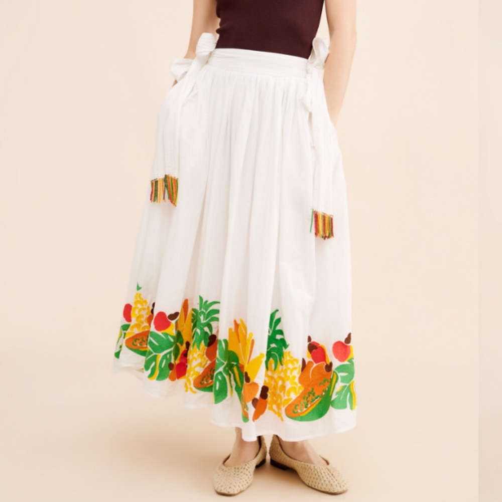 New Farm Rio Embroidered Fruits Side Bow Midi Skirt sz M White